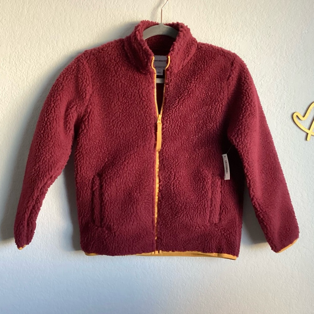 \Amazon Essentials\ Kid’s NWT Sherpa Jacket